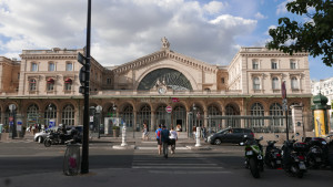 パリ東駅正面