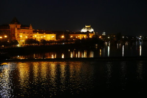 夜のヴルタヴァ川2