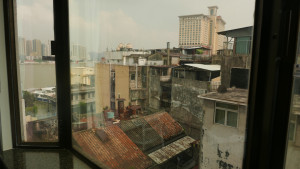 01マカオのホテル窓からの景色1