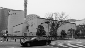 23横浜美術館